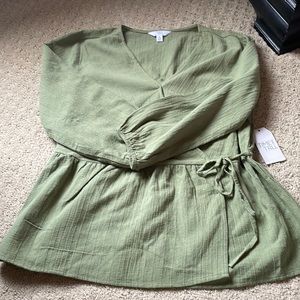 Green tie tunic